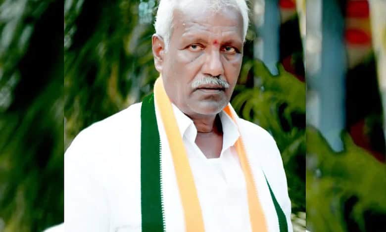 Congress leader murdered in Suryapet, internal politics suspected