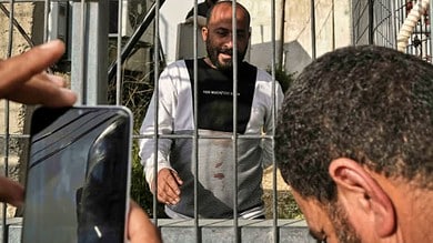 Oscar-winning Palestinian director released from Israeli detention