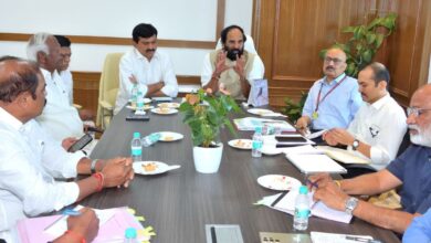 Irrigation minister Uttam Kumar Reddy directs all collectors and officials to closely monitor irrigation for standing Rabi crops in districts.