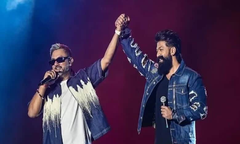 Yash surprises fans at Honey Singh concert in Bengaluru