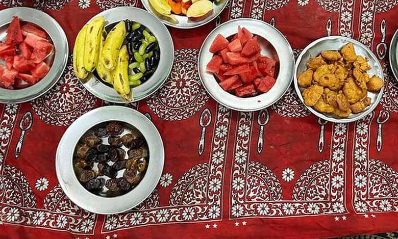 Ramzan 2025: What a Hyderabadi iftar dastar looks like