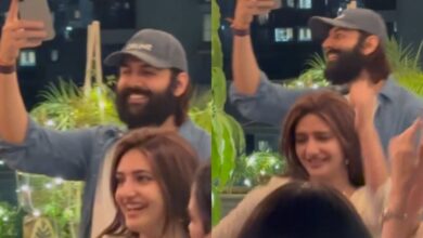 Sreeleela spotted at Kartik Aaryan's home, sparks dating rumours