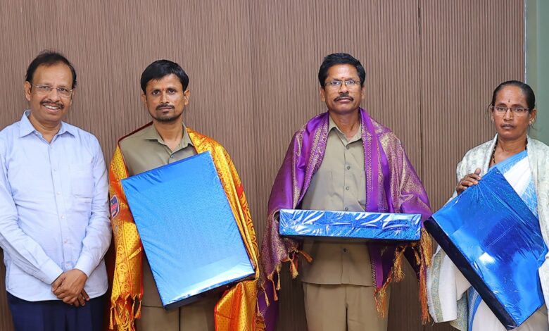 ASHA worker rewarded for delivering the baby girl inside TGSRTC bus