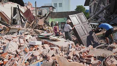 Earthquake in Myanmar. Military offers ceasefire