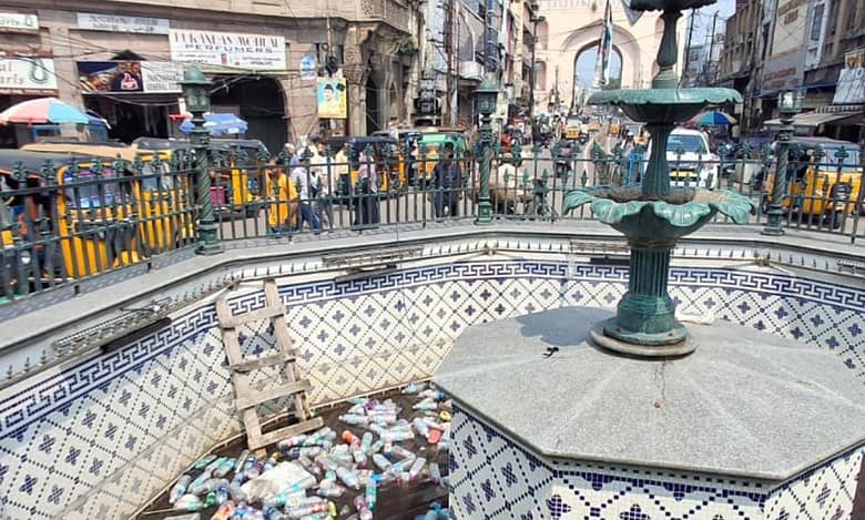 Qutb Shahi-era Gulzar Houz turns into a plastic waste dump