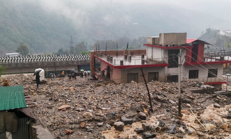 J&K rains: 3 dead, Jammu-Srinagar highway blocked due to Landslides