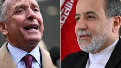 Side-by-side images of US Mideast envoy Steve Witkoff (left) and Iranian Deputy Foreign Minister Abbas Araghchi (right).