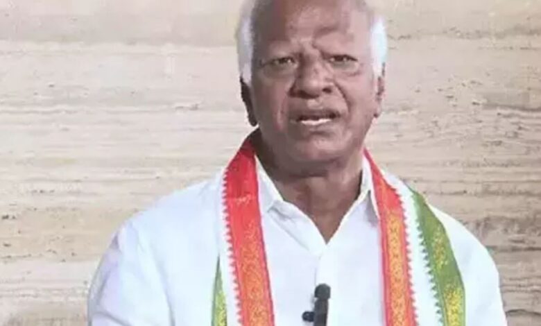 The image displays BRS Station Ghanpur MLA Kadiyam Srihari addressing media. April 12, 2025.