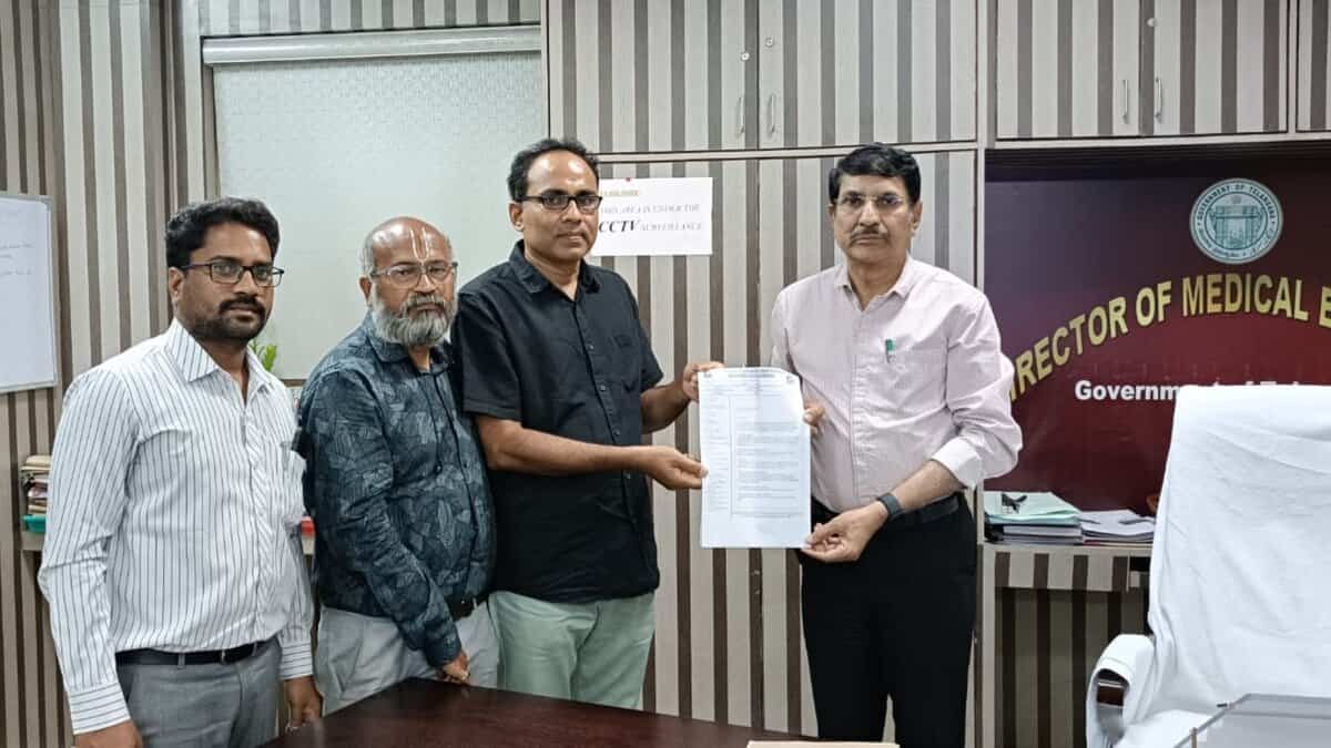 The image shows representatives of TTGDA representing their issues to the Director of Medical Education on Saturday, April 26.