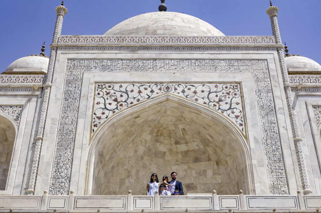 US Vice Presidents visits Taj Mahal with family