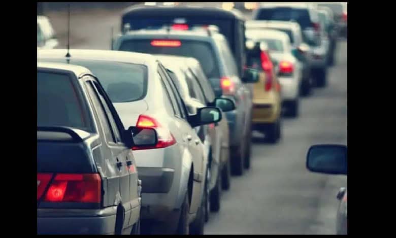 A representational image depicting traffic in Hyderabad