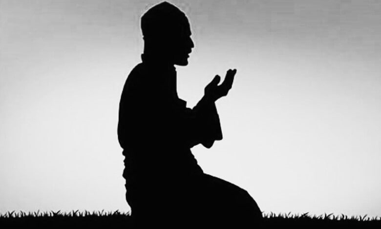 The image displays a representational image of a Muslim man