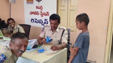 The image displays a picture of a little boy lodging a complaint with the police over faulty helicopter toy. April 22, 2025