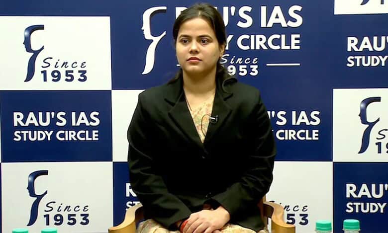 The image displays a picture of 2025 UPSC topper Shakti Dubey