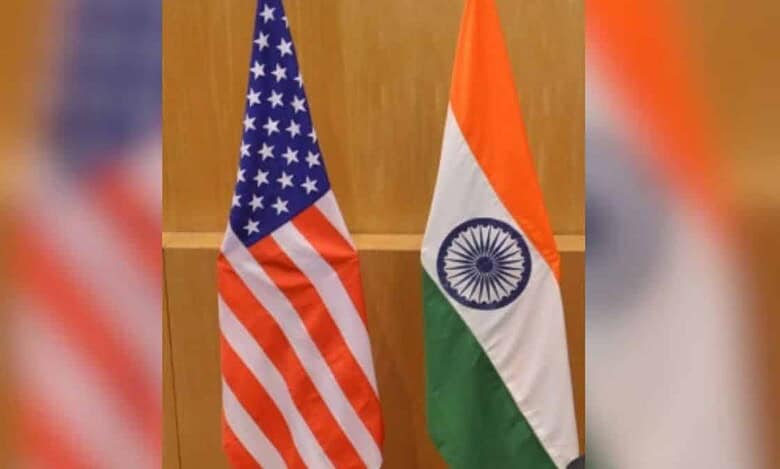 Flag of India and Flag of US.