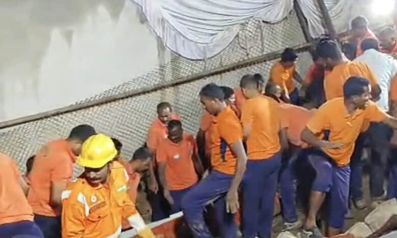 Wall collapsed at the Simhachalam Temple