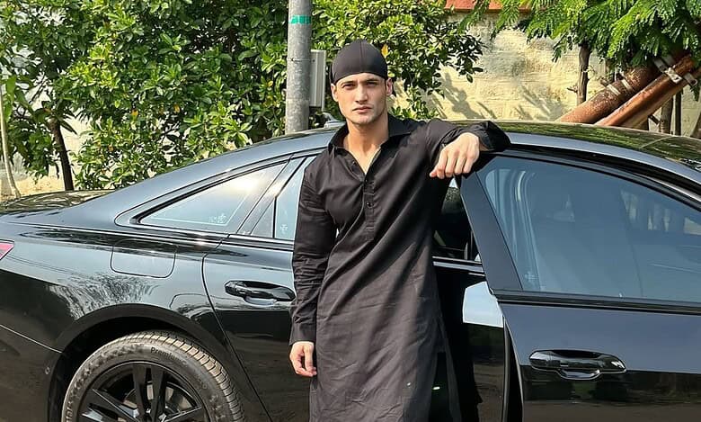 Asim Riaz