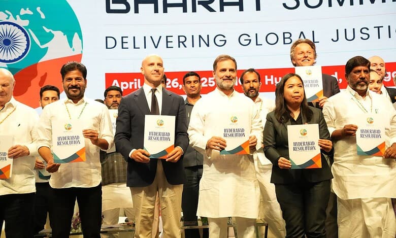 Bharat Summit: Rahul Gandhi and Telangana CM releasing the Hyderabad resolution.