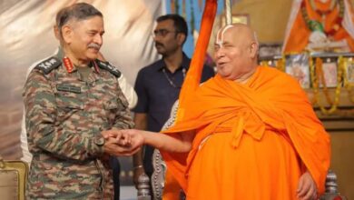 Chief of Army Staff (COAS) General Upendra Dwivedi’s visits the ashram of Jagadguru Rambhadracharya in Chitrakoot, Madhya Pradesh.