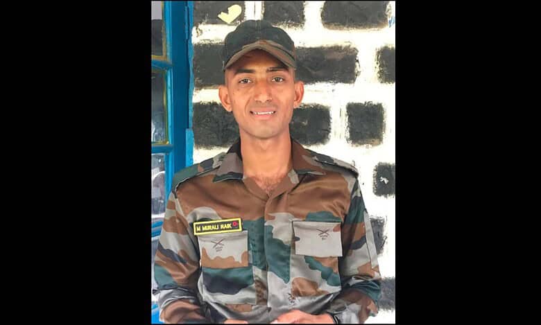 Image: Indian Army Jawan from AP, M Murali Nayak martyred at LoC
