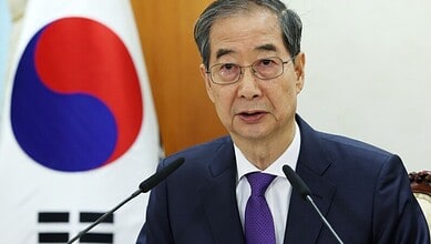 South Korea's acting leader Han Duck-soo