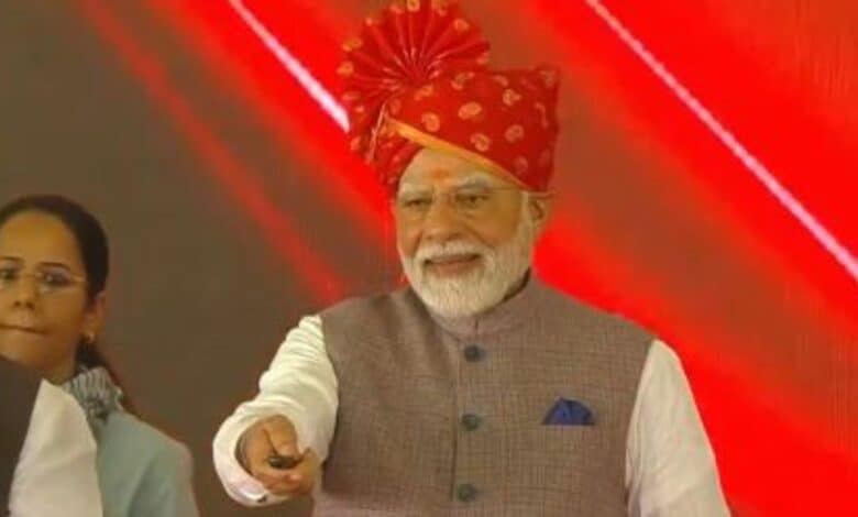 Prime Minister Narendra Modi inaugurates 103 railway stations in India