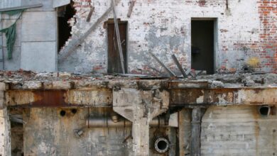 Animage of a representational of dilapidated buildings in Hyderabad