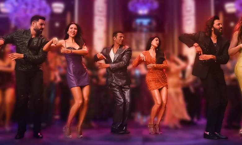 Honey Singh’s groovy track ‘Laal Pari’ gets entire ‘Housefull 5’ cast shaking a leg on cruise