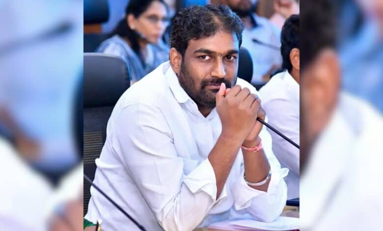 Former deputy mayor Baba Fasiuddin clicked at an event.