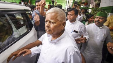 Lalu files nominations for RJD President