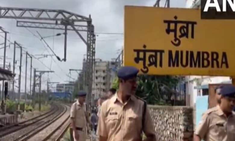 Mumbra station