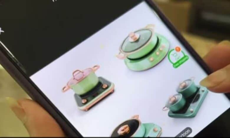 Woman orders stickers instead of essentials in Dubai