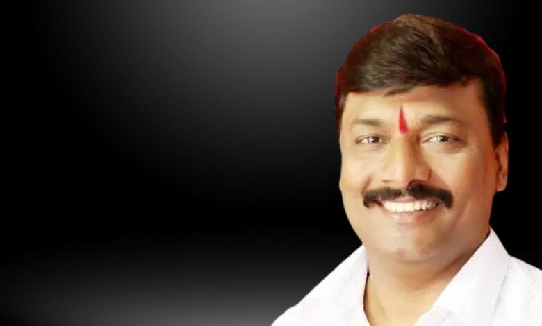 General secretary of the BJP, Pramod Kondhre
