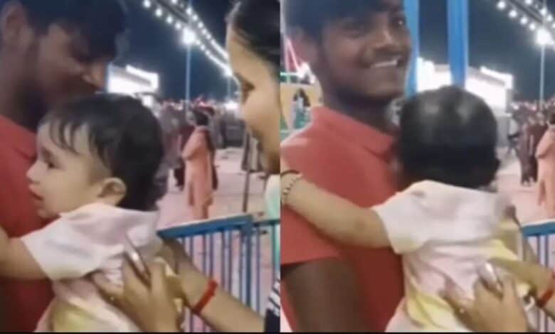 baby refuses to leave ride operator even after mothers returns