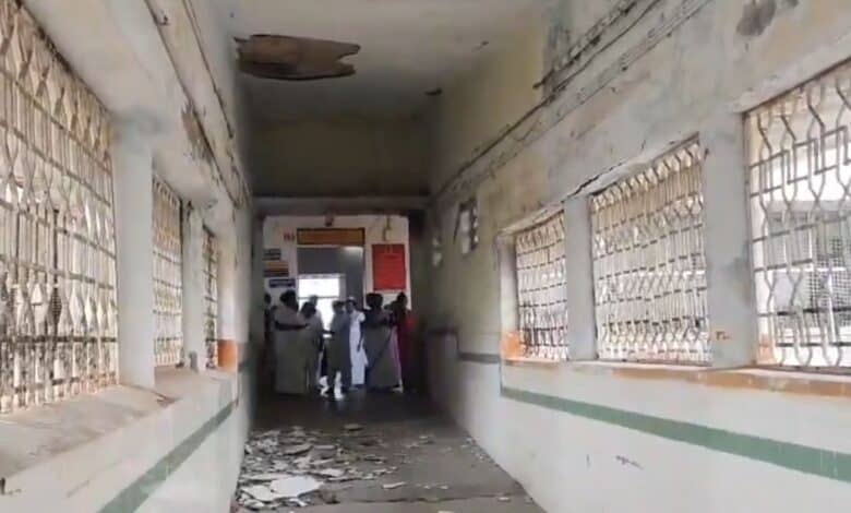 Ceiling plaster fall off in warangal hospital