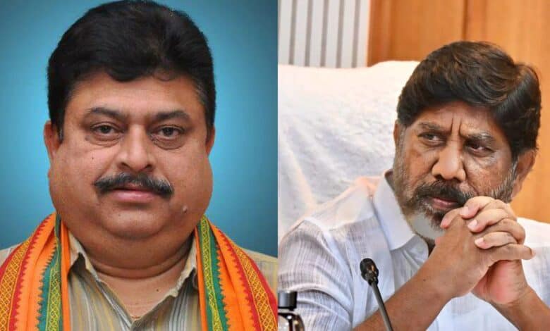 Telangana BJP chief sends notice to Dy CM over Rohith Vemula remarks