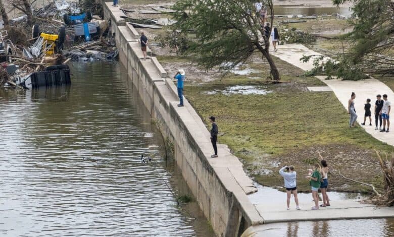 people devastated by Flash floods in Texas