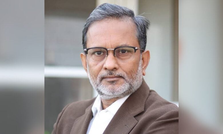 Senior journalist Ajit Anjum