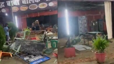 Kanwar Yatra pilgrims vandalise an eatery shop in UP's Muzaffarnagar