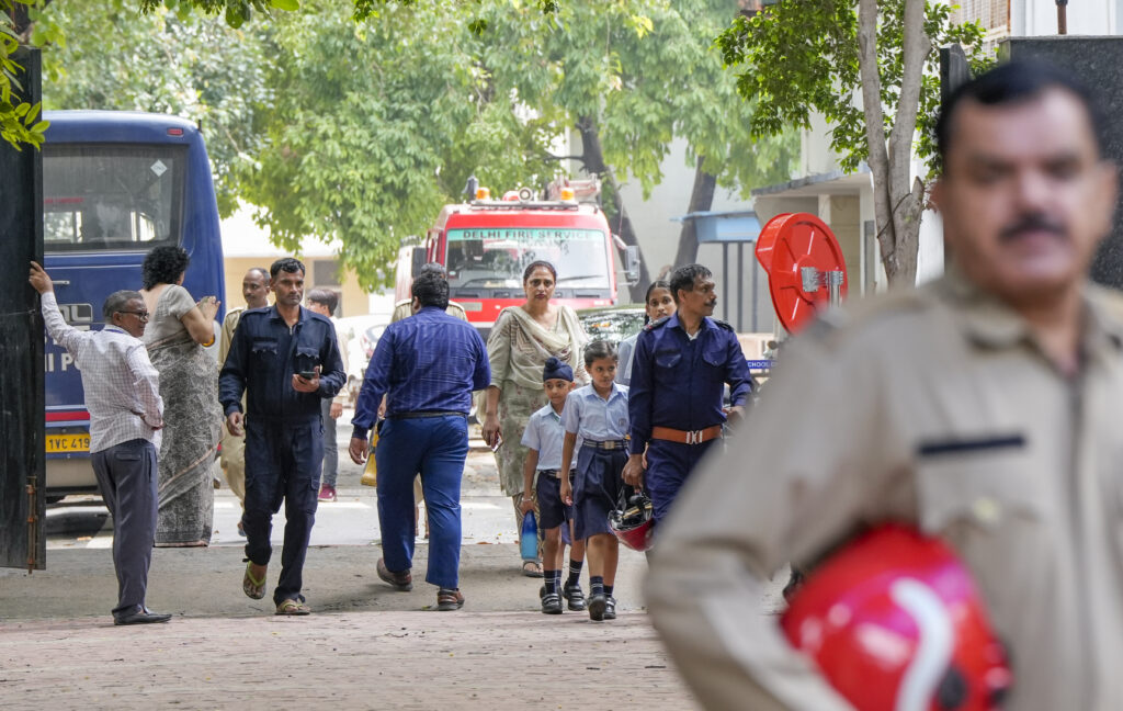 Bomb threat at a school in Delhi