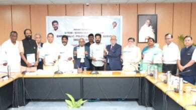expert committee submits its report on Telangana caste survey