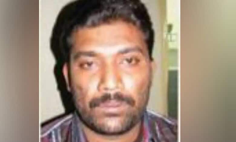 Photo of of 43-year-old Indian expatriate Saneer Siraj, who tragically died of a heart attack in Saudi Arabia less than 24 hours after returning from his vacation.