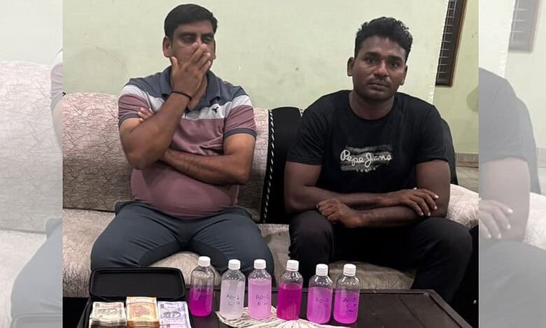 Inspector Bhukya Rajesh and Constable Daravath Ravi