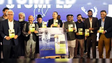 Mohammed Siraj unveils Syed Kirmani's Stumped in Hyderabad