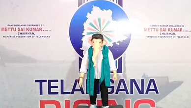 Ganesh idol resembling Telangana CM