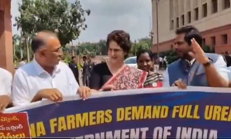 Priyanka Gandhi and Telangana Congress MPs protest in Parliament