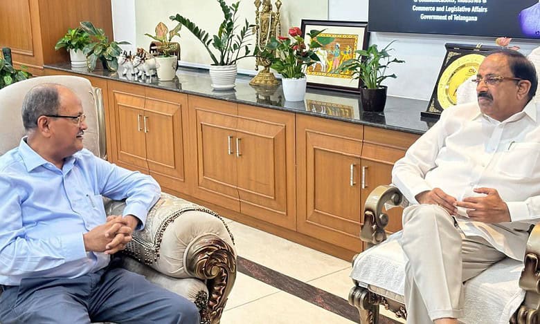 Agriculture Minister Tummala Nageswar Rao met with the RFCL CEO urging speedy dispatch of urea to Telangana