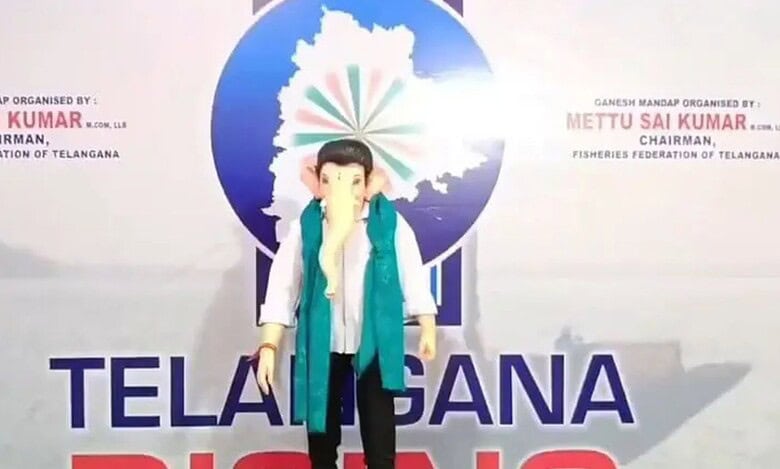 Ganesh Idol modelled after CM Revanth Reddy