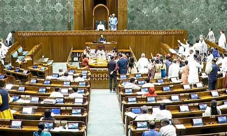 Lok Sabha suspended amid protests