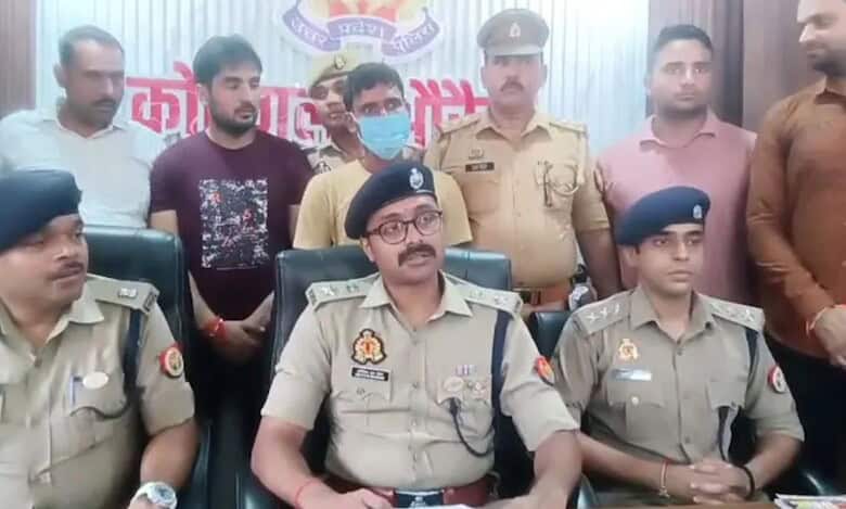 UP police with accused Surjeet who raped and murdered his cousin hours after she tied him rakhi
